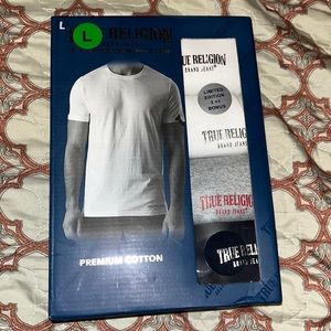 True Religion Men T-Shirt 4pack